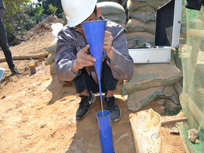 膨润土泥浆配比在钻井施工现场实验中